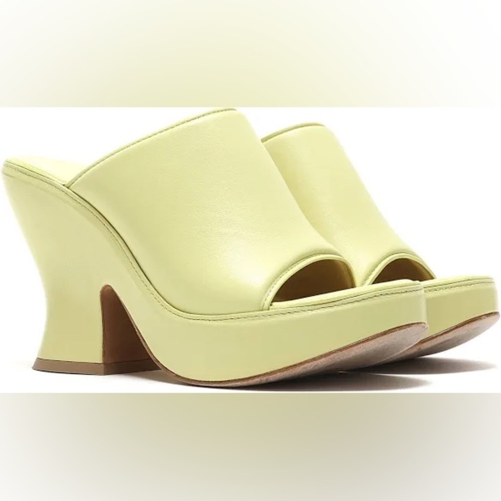 Bottega Veneta stylish Lime Green Mules